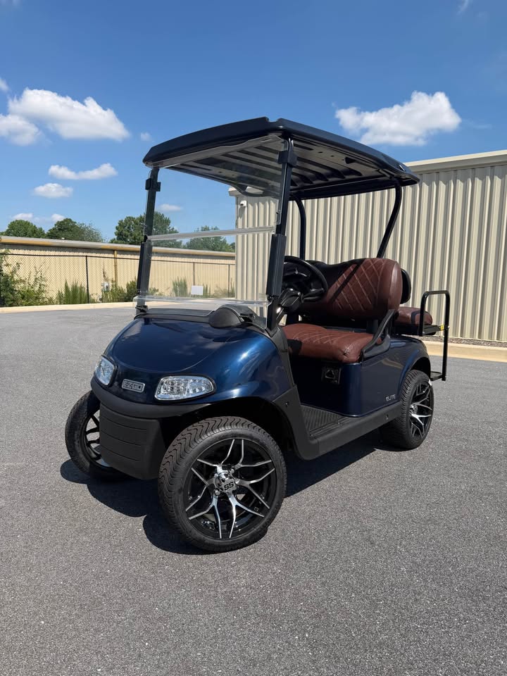 2021 EZGO RXV Elite Lithium Ion Golf Cart