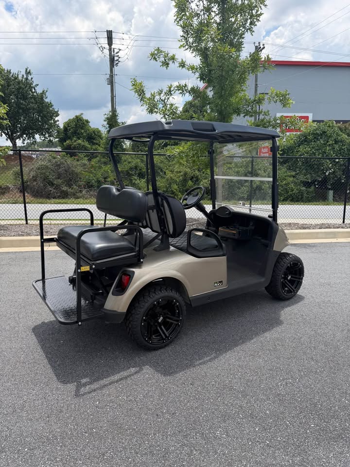 2020 EZGO RXV Elite Lithium Ion Golf Cart