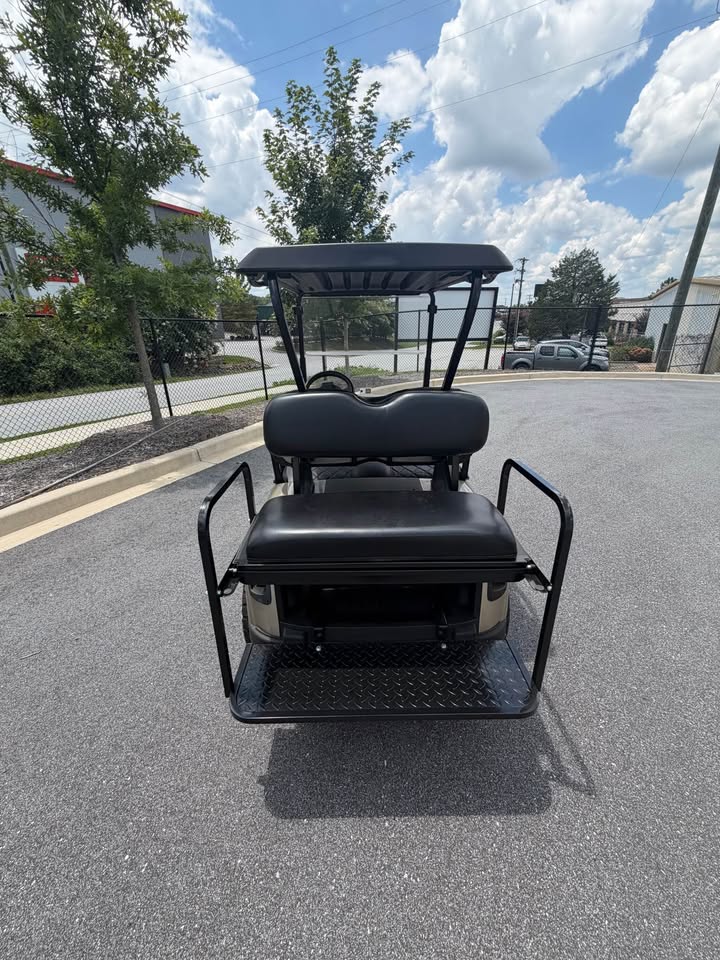 2020 EZGO RXV Elite Lithium Ion Golf Cart