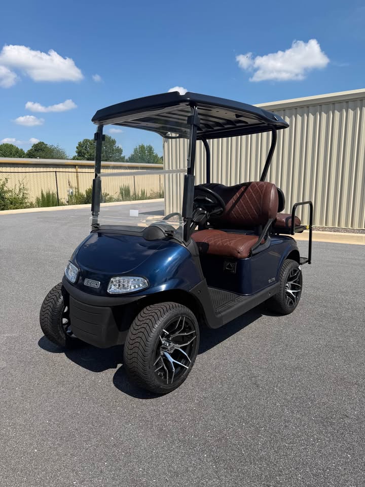 2021 EZGO RXV Elite Lithium Ion Golf Cart