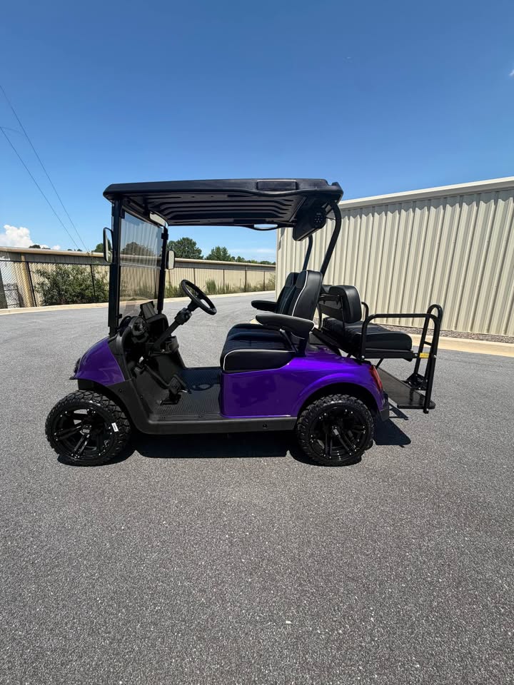 2021 EZGO RXV Elite Lithium Ion Golf Cart