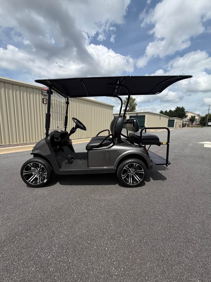 2020 EZGO RXV Elite Lithium Ion Golf Cart