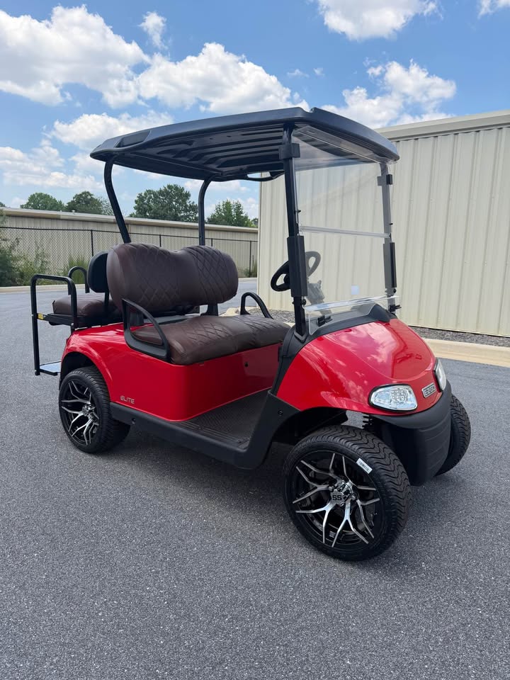 2021 EZGO RXV Elite Lithium Ion Golf Cart