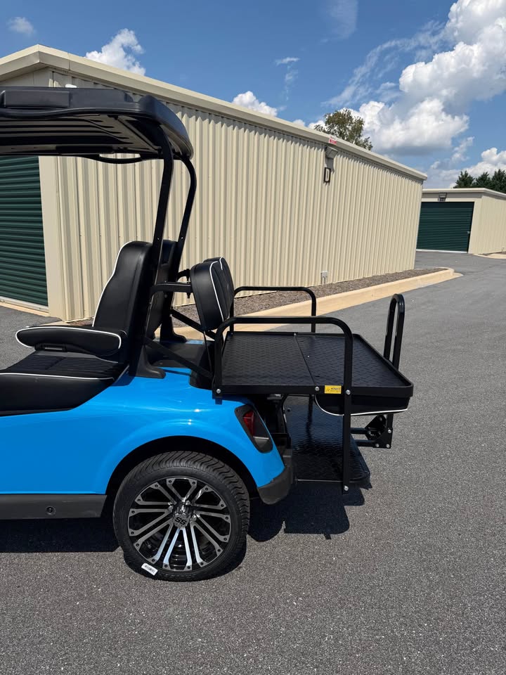 2020 EZGO RXV Elite Lithium Ion Golf Cart