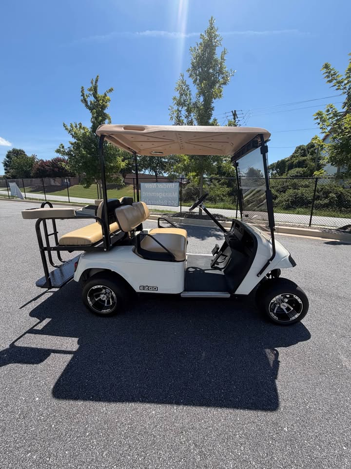 2007 EZGO TXT Lithium Ion Golf Cart