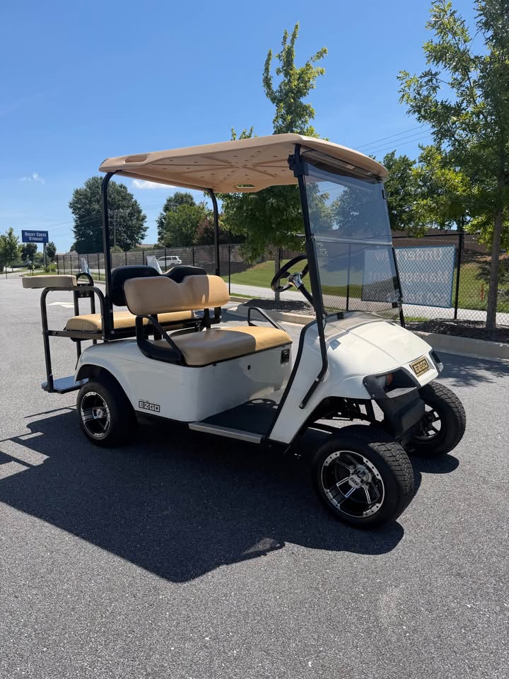 2007 EZGO TXT Lithium Ion Golf Cart
