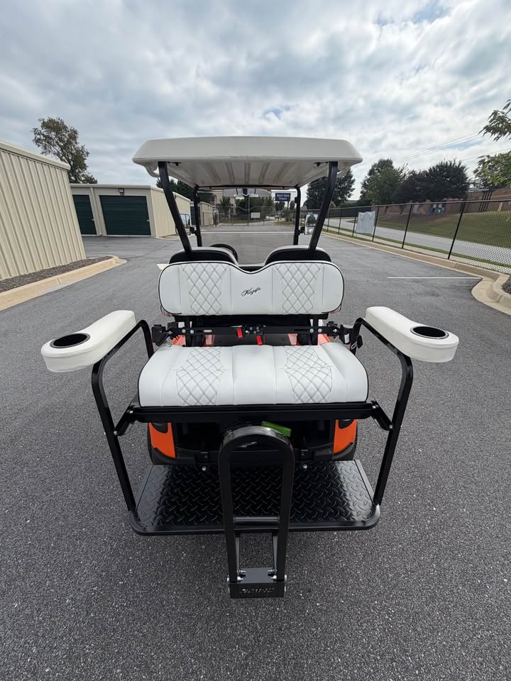 2021 EZGO RXV Elite Lithium Ion Golf Cart