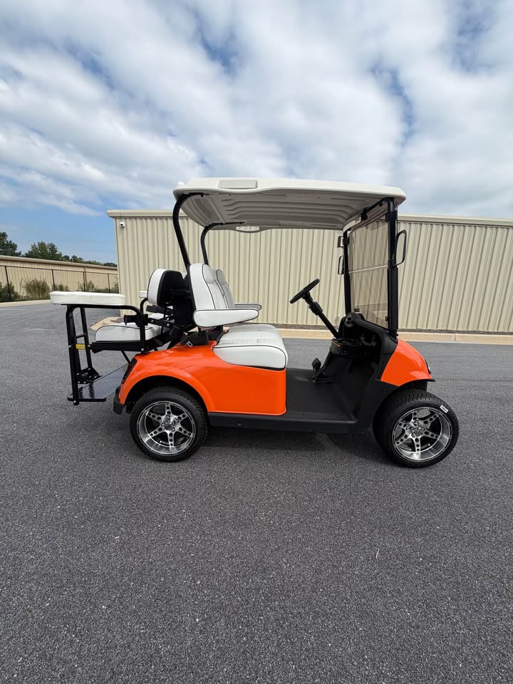 2021 EZGO RXV Elite Lithium Ion Golf Cart